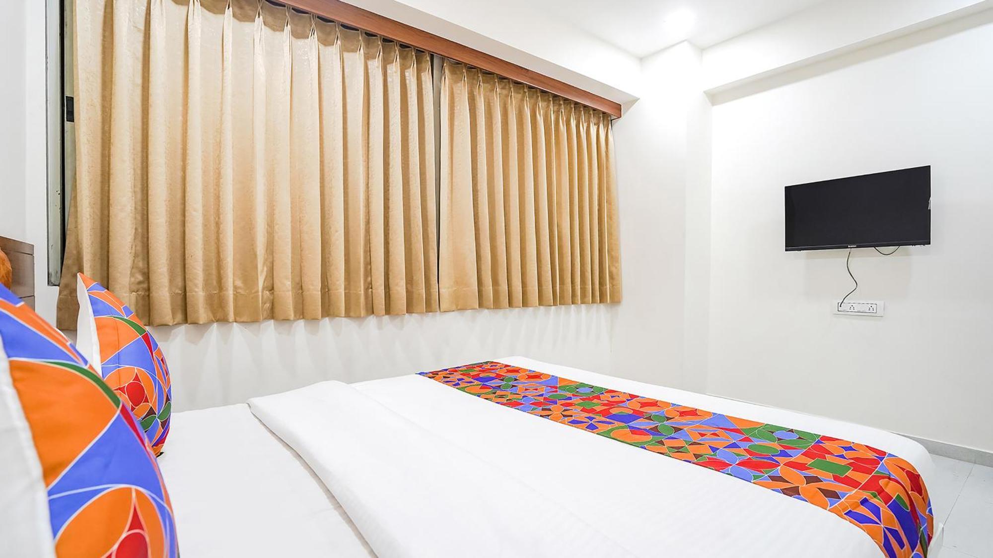 Fabhotel Vishala In Ahmedabad Exteriör bild